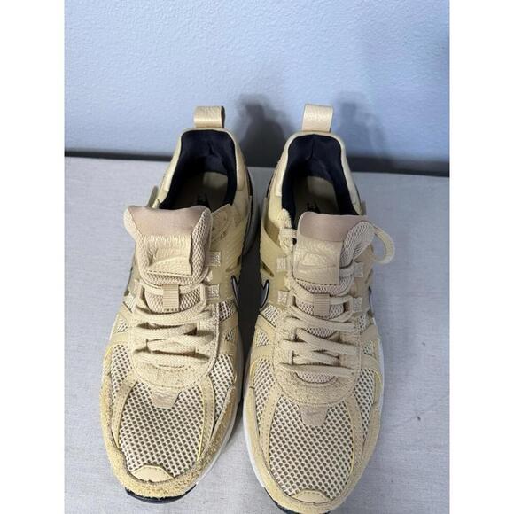 Size Woman 12 , Men 10.5 - Nike V2K Run Sesame W - Picture 5 of 9